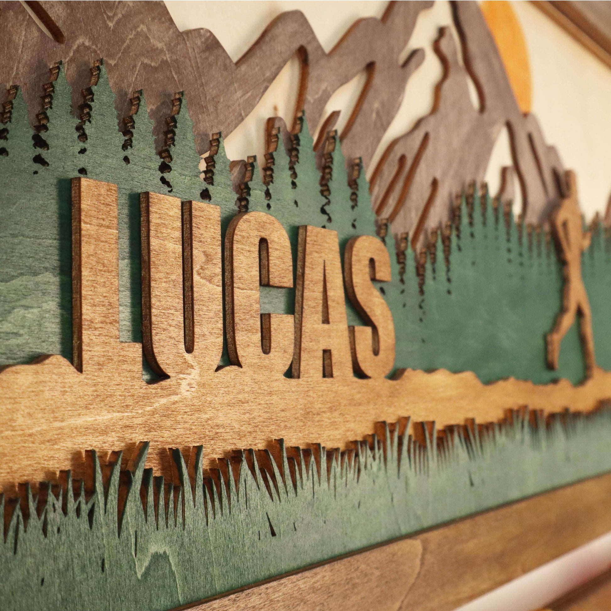 Custom Runner Medal hanger β Wooden Mountain Forest Medal Holder with Name , ChampionHanger running gifts - Champion Hanger