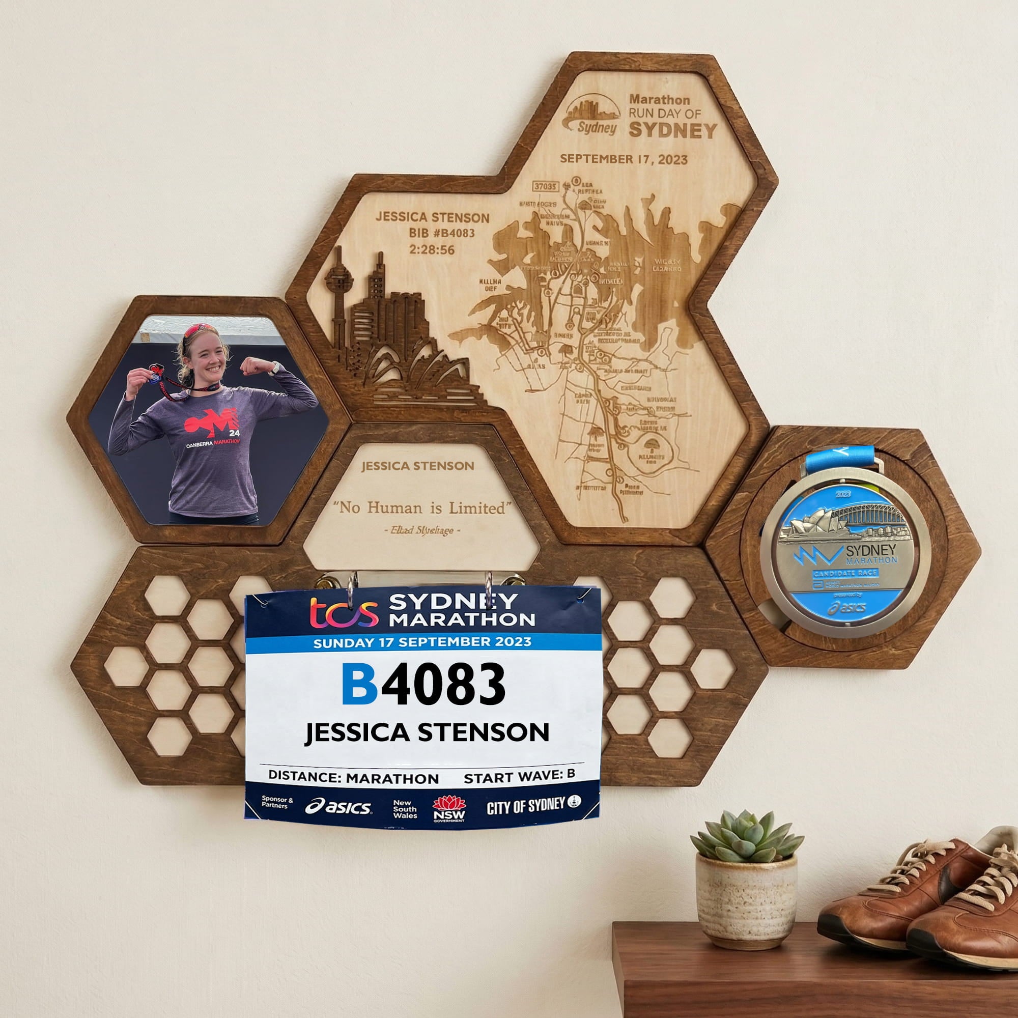 Sydney Marathon Hexagon Wooden Medal Hanger – Sydney World Marathon Majors Medal Display